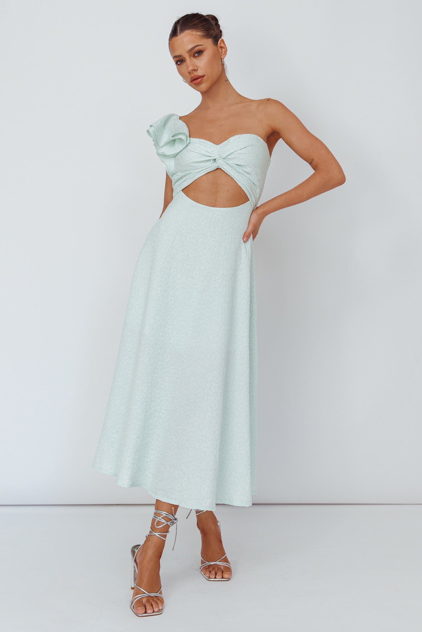 Jolina Ruffle Shoulder Midi Dress Mint