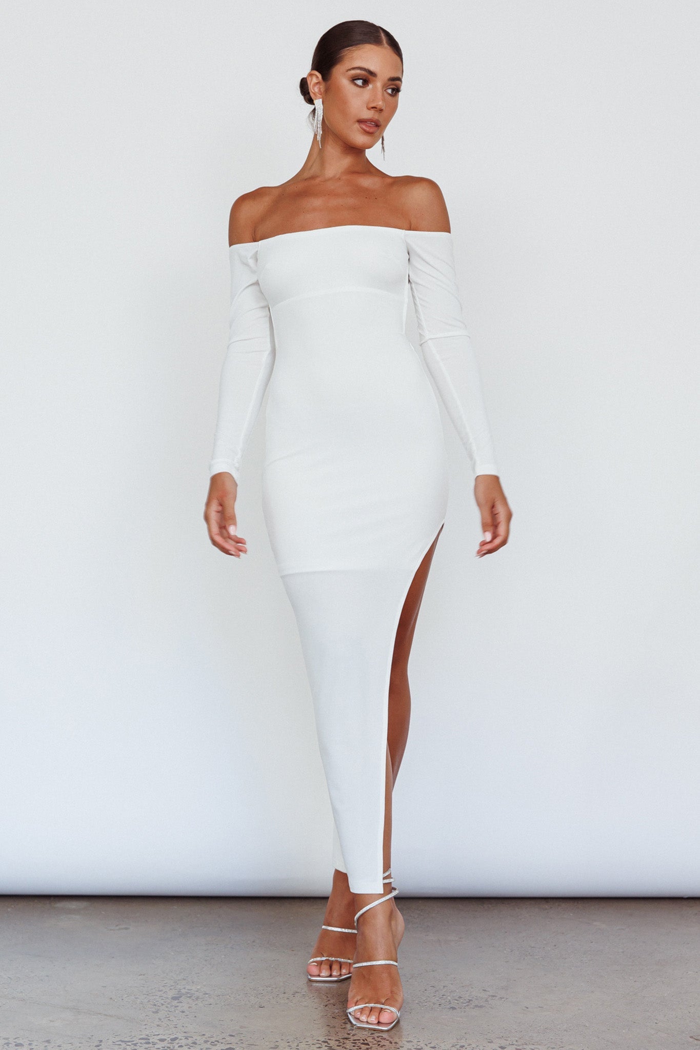 Sentimental Mood Off-Shoulder Midi Dress White
